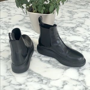 Alexander McQueen Black Hybrid Chelsea Boots 37